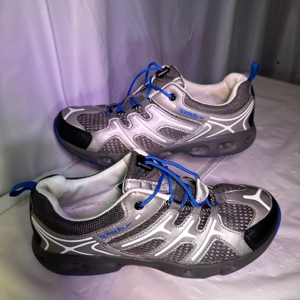 Speedo Silver and Blue Athletic Sneakers - Picture 2 of 9